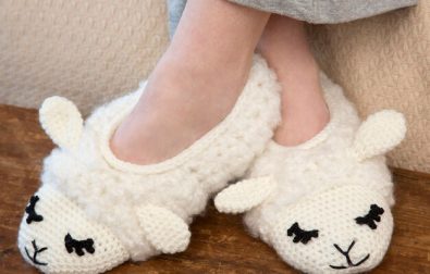 simple-crochet-slippers