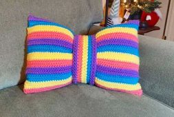 grandmas-square-crochet-pillow