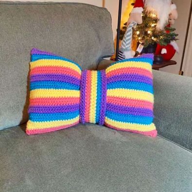 grandmas-square-crochet-pillow