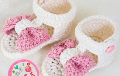 bon-bon-baby-sandals-free-crochet-pattern