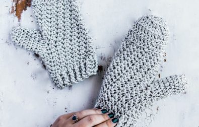 moon-dance-style-gloves-free-crochet-pattern-2020