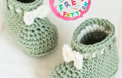 mint-macaroon-baby-booties-free-pattern