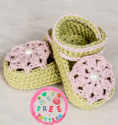 ice-cream-swirl-baby-booties-free-crochet-pattern-2020