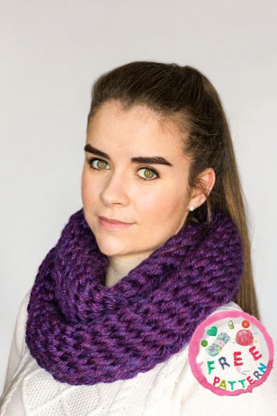 chunky-finger-crocheted-scarf-free-pattern-2020