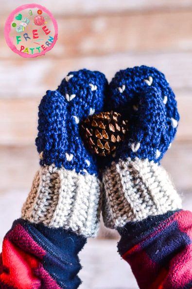 snow-crochet-mittens-free-crochet-pattern-2020
