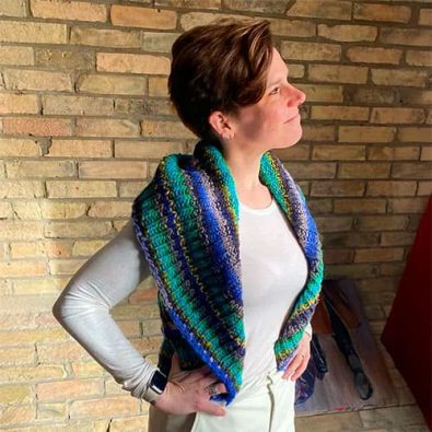 patchwork-poncho-free-knitting-pattern-2020