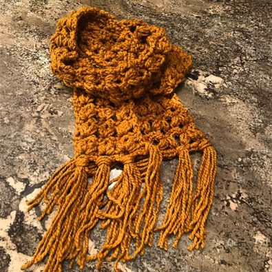 butterscotch-tassel-scarf-free-crochet-pattern-2020