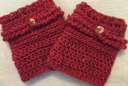 heather-cabled-boot-cuffs-free-pattern