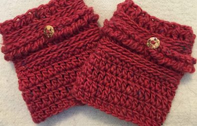 heather-cabled-boot-cuffs-free-pattern