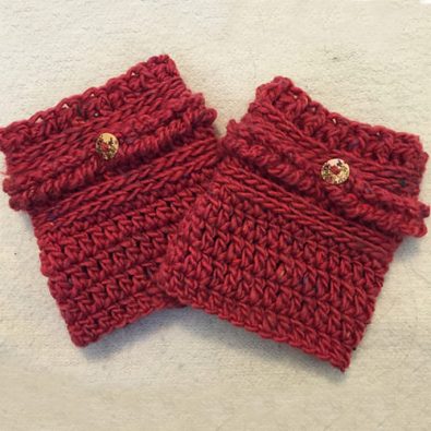 heather-cabled-boot-cuffs-free-pattern