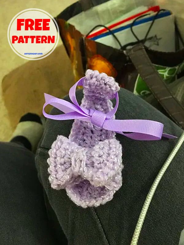 Fancy Bow Easy Crochet Slipper Pattern​ Free