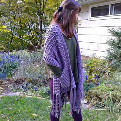 banked-coals-free-knit-poncho-pattern-2020