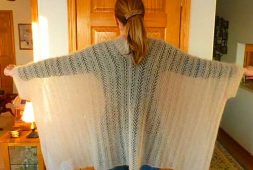 trinity-knit-poncho-free-pattern-2020