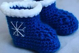 gingerbread-baby-booties-free-crochet-pattern-2020