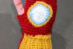 avengers-assemble-fingerless-gloves-free-crochet-pattern-2020