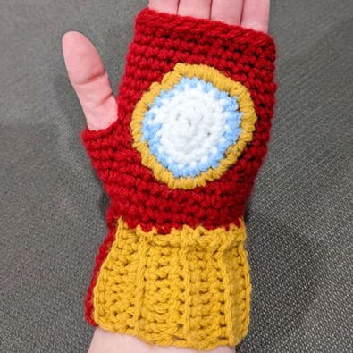 avengers-assemble-fingerless-gloves-free-crochet-pattern-2020