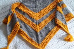 an-easy-shawl-to-knit-free-pattern-2020