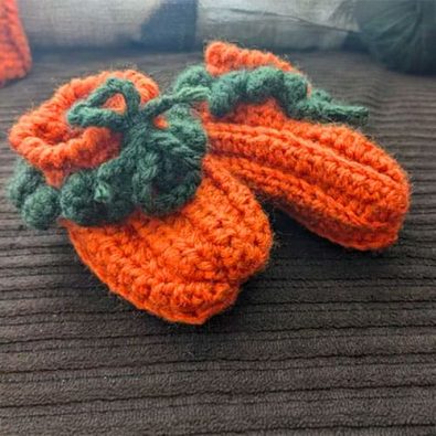 pumpkin-spice-baby-booties-free-pattern-2020