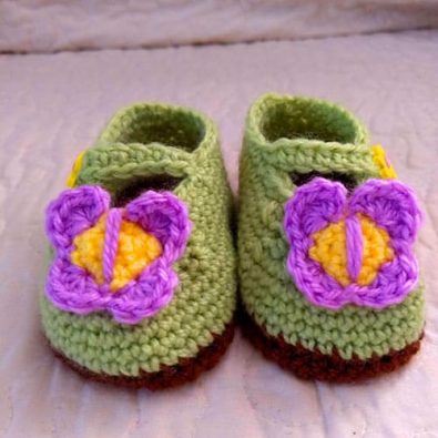 butterfly-garden-baby-booties-free-crochet-pattern-2020