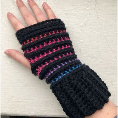 scrap-buster-fingerless-gloves-free-crochet-pattern-2020