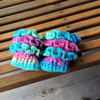 urban-baby-ankle-booties-free-crochet-pattern