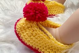 lollipop-circus-baby-booties-free-crochet-pattern-2020