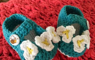 vintage-mary-jane-baby-booties-free-pattern-model