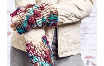 cozy-dragon-scale-mitts-free-knitting-pattern-2020