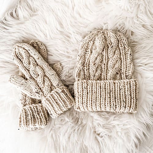 Free hat and mittens knitting pattern