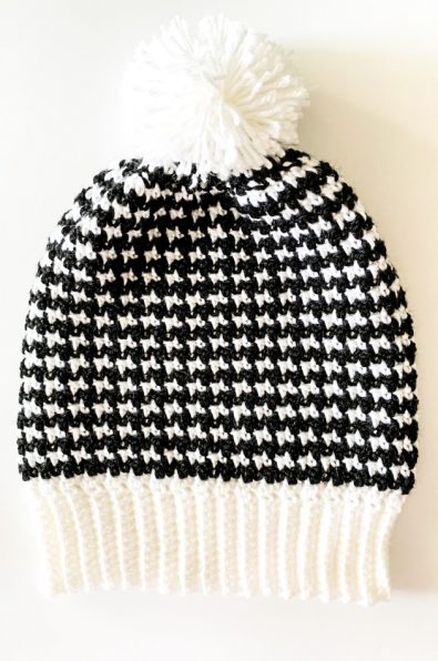 houndstooth-crochet-hat-free-pattern-2020