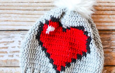 crochet-8-bit-heart-slouchy-free-crochet-pattern-2020