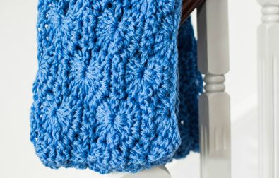 chunky-infinity-scarf-free-crochet-patterns-2020