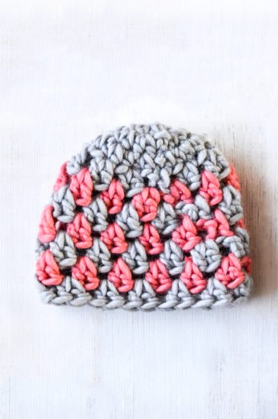 super-chunky-crochet-granny-hat-free-pattern-2020