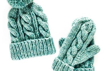 classic-cable-pattern-hats-and-gloves-free-knitting-pattern