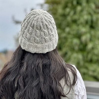 dotted-stitch-pattern-beanie-hat-free-knitting-pattern