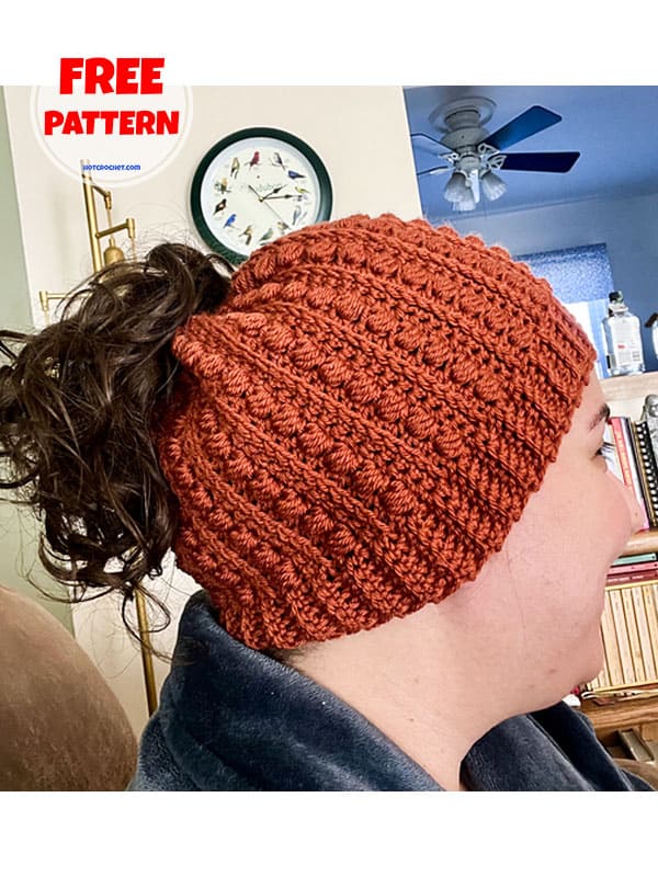 messy bun beanie crochet pattern (2)