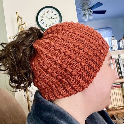 crochet-bun-beanie-free-crochet-pattern