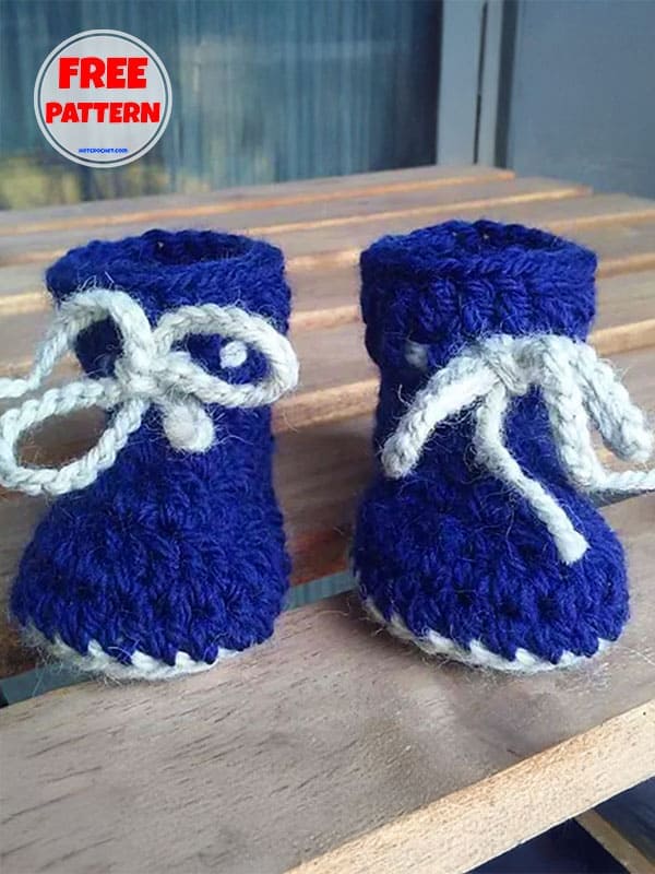 Winter Free Crochet Baby Booties Pattern 0-3 Months​