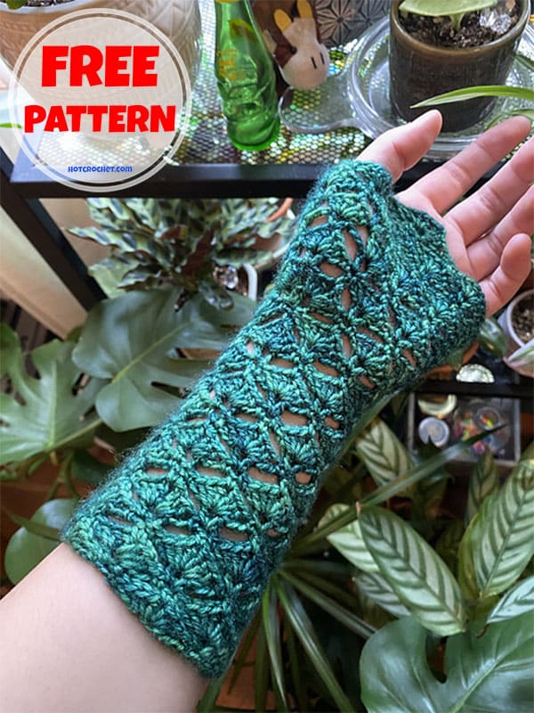 lace fingerless gloves crochet pattern​