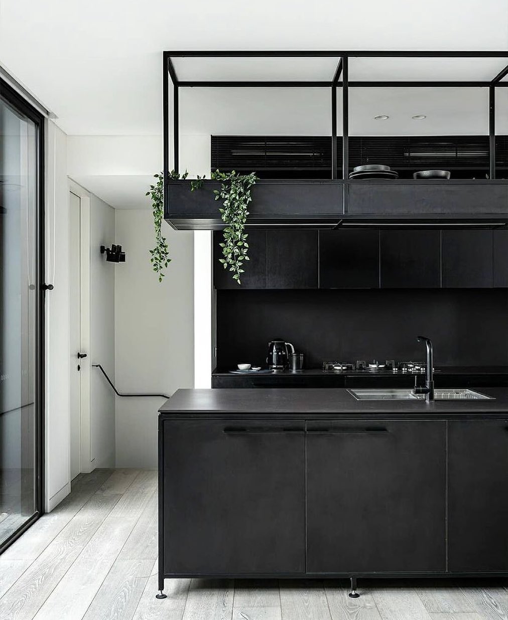 black kitchen cabinets