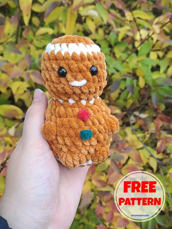 Free Crochet Gingerbread Man Ornament Pattern (2)