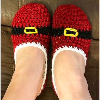 free-christmas-crochet-slipper-socks-pattern