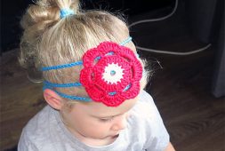 free-crochet-headbands-with-flowers-pattern