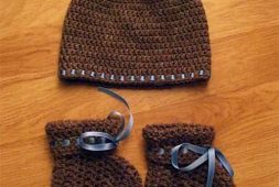 spiral-stitch-free-booties-crochet-pattern-easy