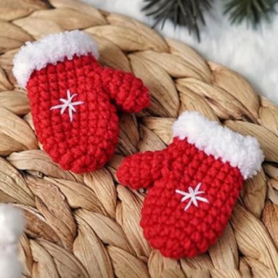 free-crochet-mitten-christmas-ornaments-pattern