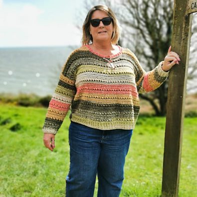 bead-stitch-oversize-crochet-sweater-free-pattern