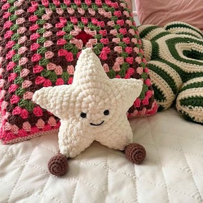 little-star-pillow-crochet-free-pattern