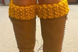 sweet-yellow-crochet-boot-cuffs-free-pattern