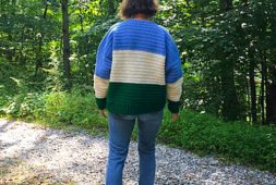 v-neck-crochet-oversized-sweater-free-pattern