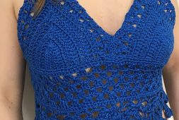 v-neck-lace-crochet-halter-crop-top-free-pattern